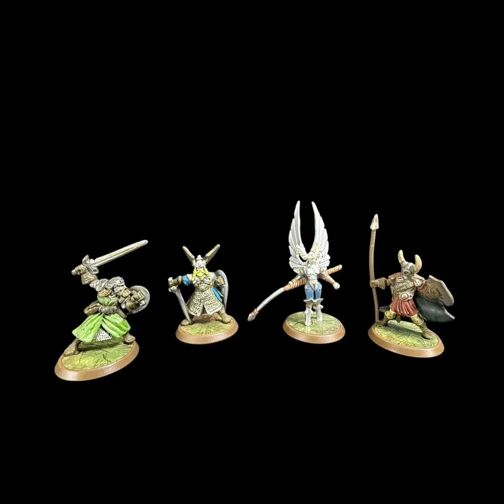 Heroscape‎ Raelin, Thorgrim and 2 of 4 Tarn Viking Warriors 4 Figs 3 Cards